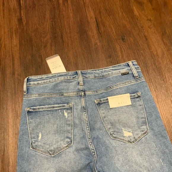 NWT Risen Mid Rise Tapered Distressed Jeans - Picture 11 of 12